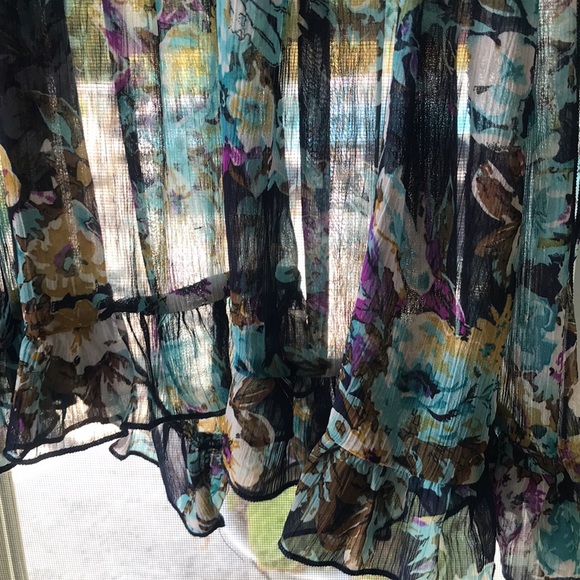 Poetry In Motion Double Ruffled S/S Blouse - Picture 3 of 10